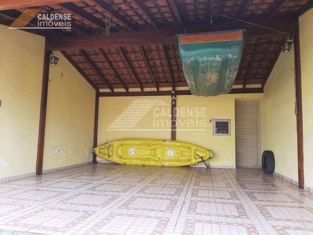 Casa, 4 quartos, 231 m² - Foto 2