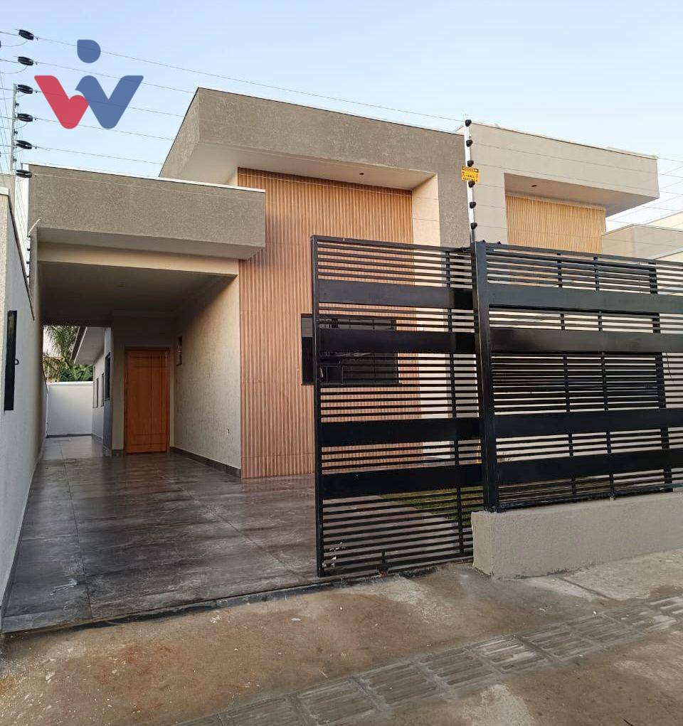 Casa à venda com 3 quartos, 90m² - Foto 4