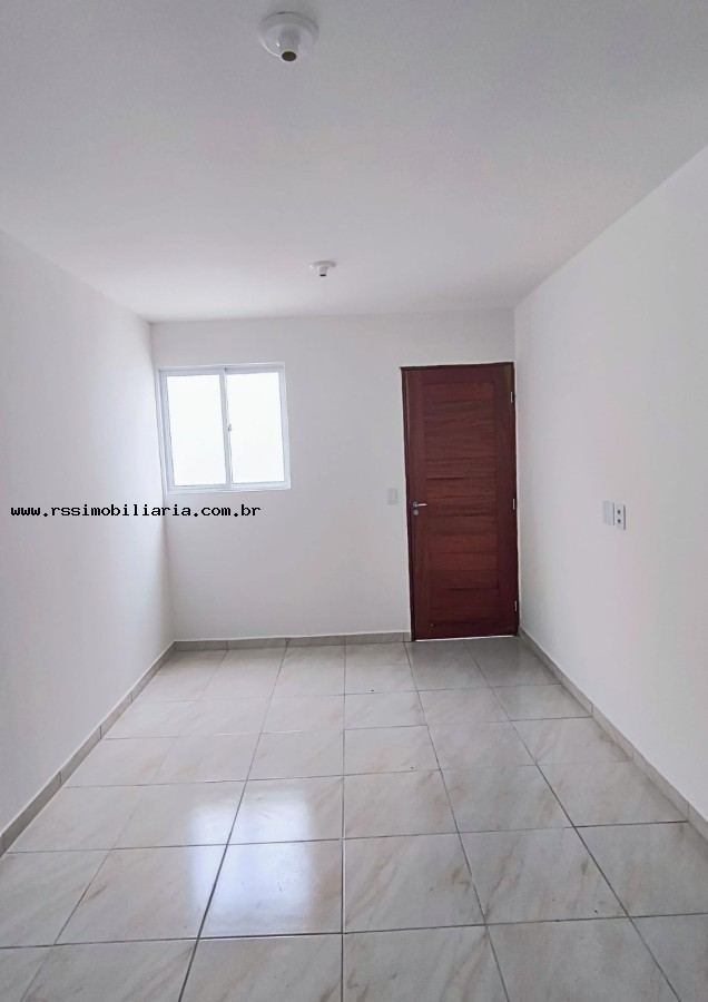 Casa à venda com 2 quartos, 50m² - Foto 3
