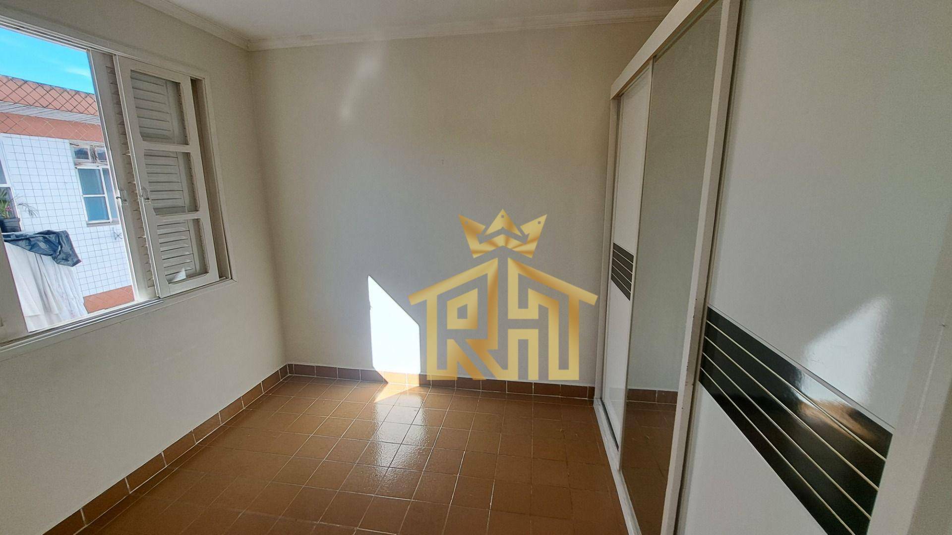 Apartamento à venda com 1 quarto, 42m² - Foto 7