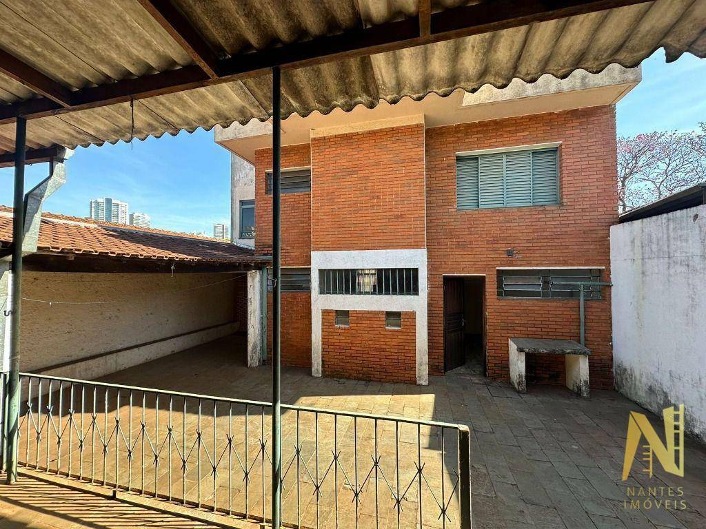 Casa à venda com 3 quartos, 260m² - Foto 14