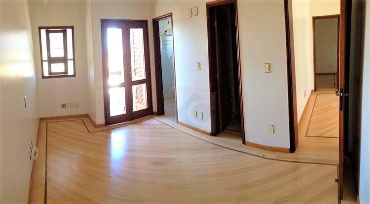 Casa de Condomínio à venda com 3 quartos, 330m² - Foto 32