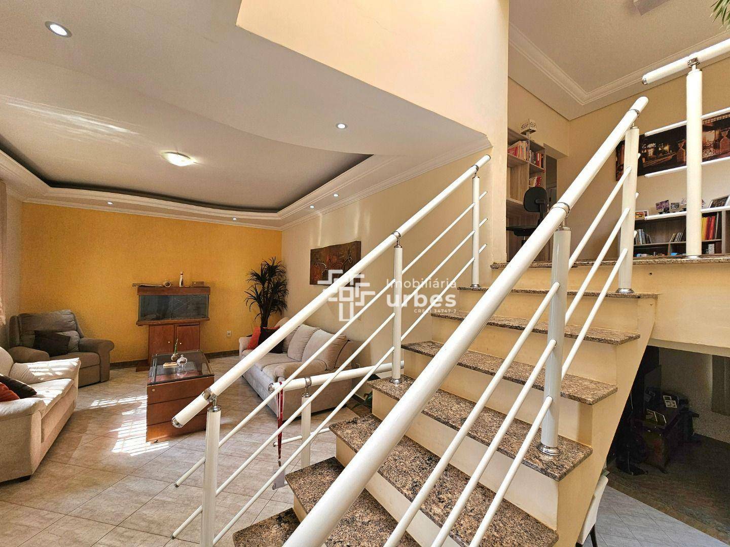 Casa à venda com 3 quartos, 230m² - Foto 15