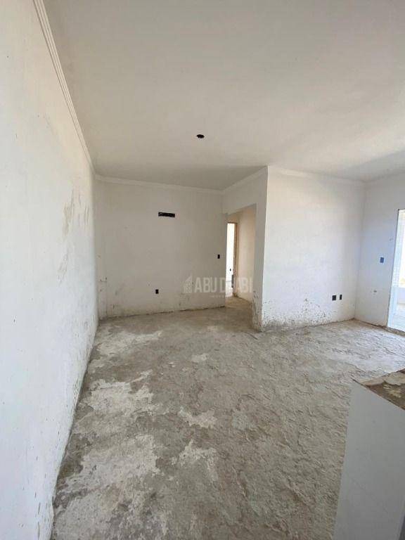 Apartamento à venda com 2 quartos, 86m² - Foto 9