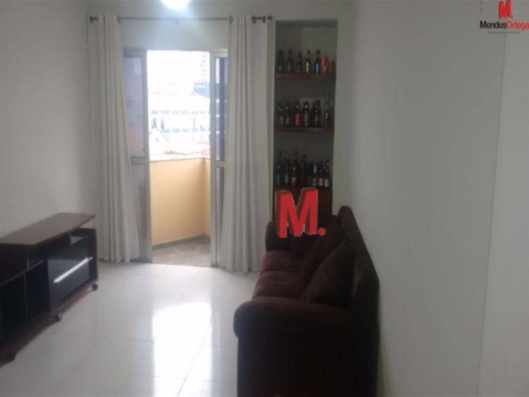 Apartamento à venda com 2 quartos, 74m² - Foto 2