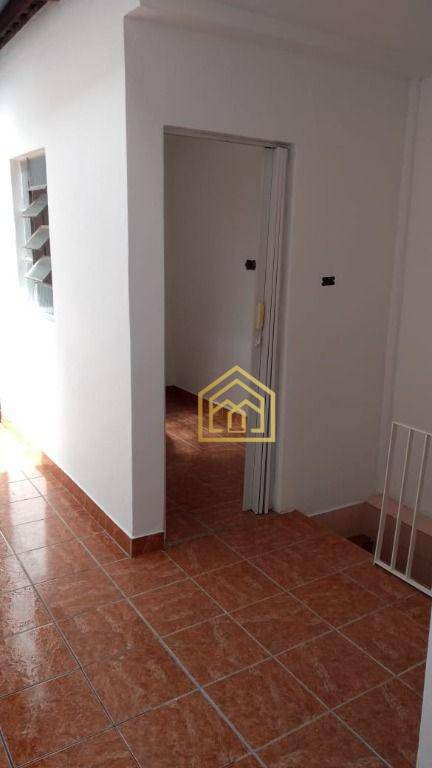 Sobrado à venda com 3 quartos, 150m² - Foto 8