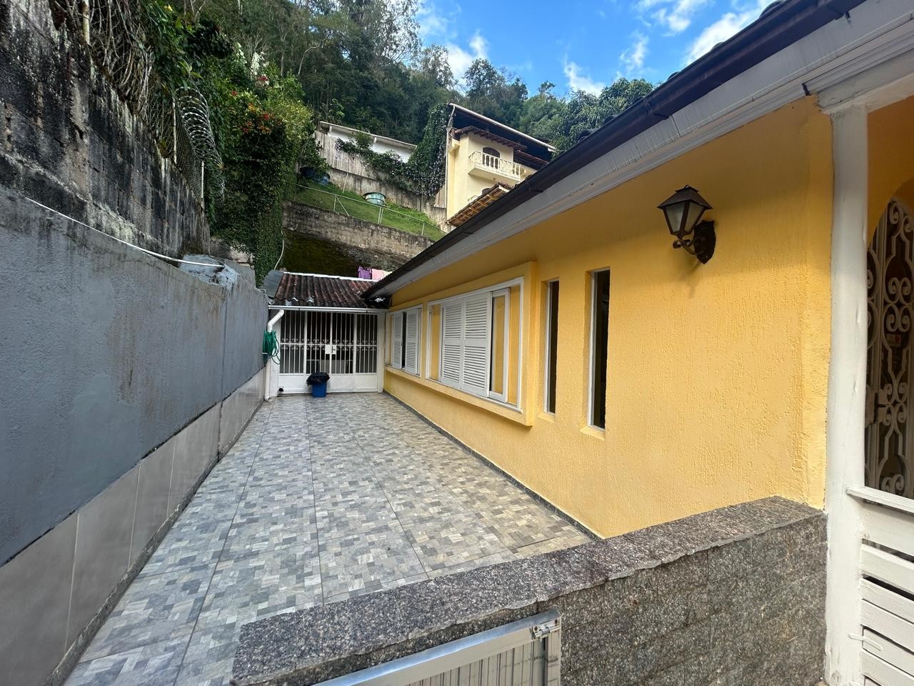 Casa à venda com 3 quartos, 83m² - Foto 26