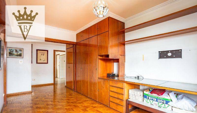 Apartamento à venda com 3 quartos, 154m² - Foto 2