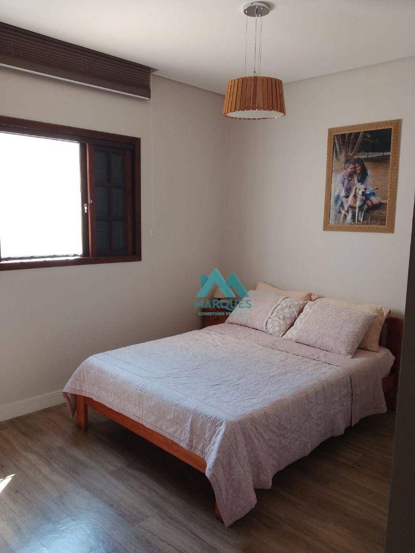 Casa à venda com 2 quartos, 90m² - Foto 11