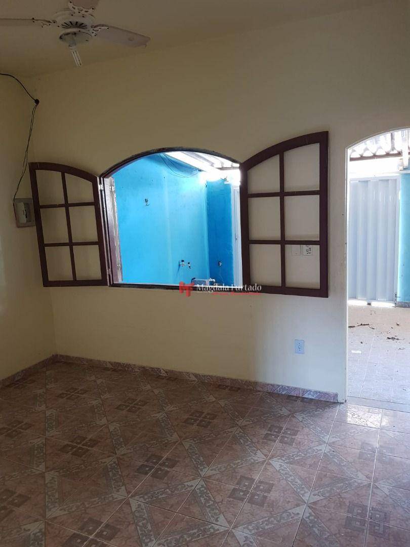 Casa à venda com 2 quartos, 130m² - Foto 12