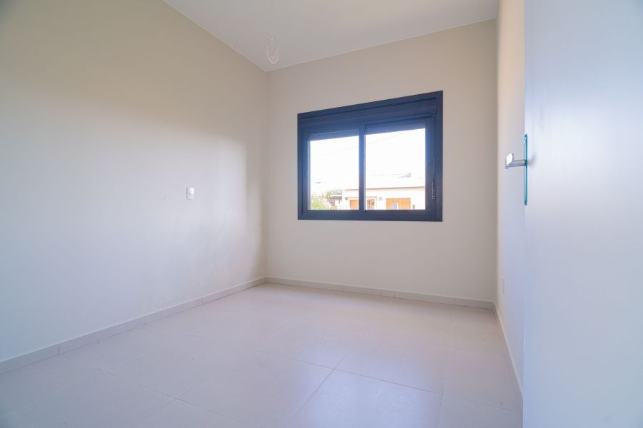 Casa à venda com 3 quartos, 107m² - Foto 4