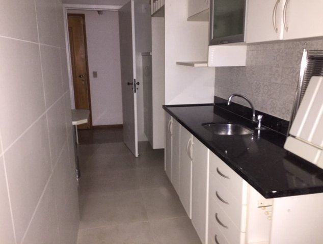 Apartamento à venda com 2 quartos, 85m² - Foto 18