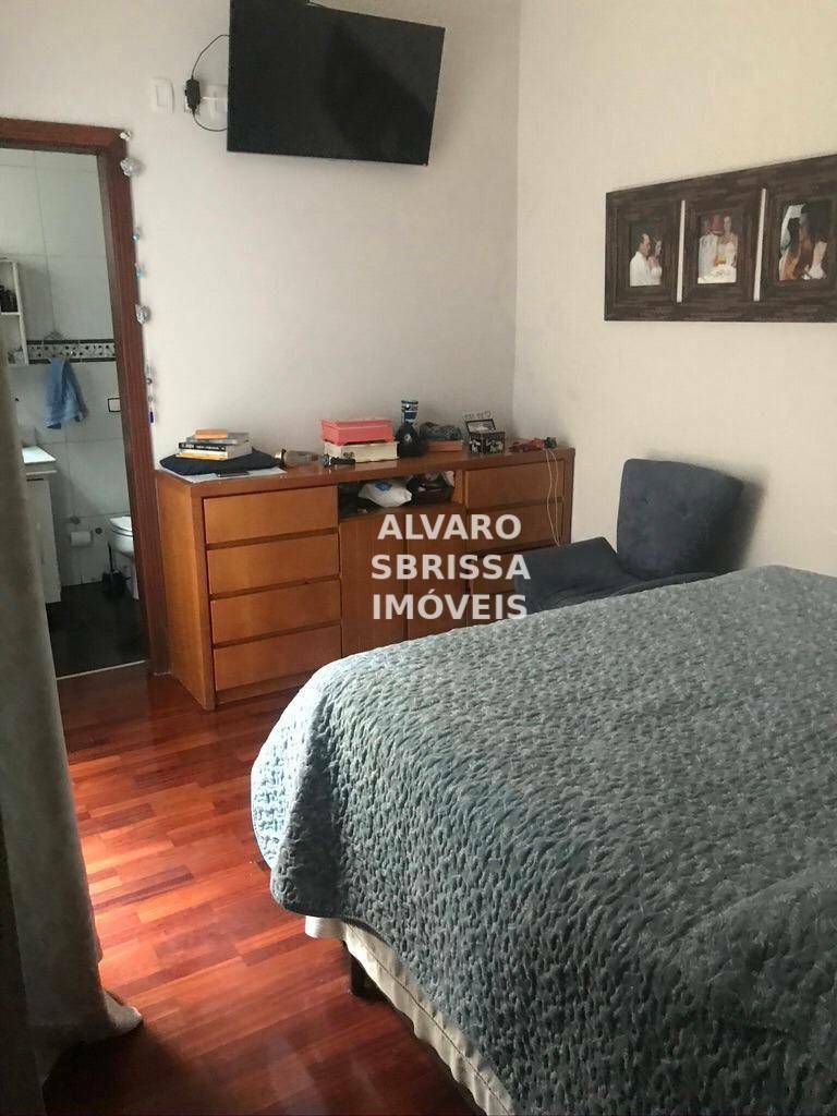 Casa à venda com 3 quartos, 131m² - Foto 13