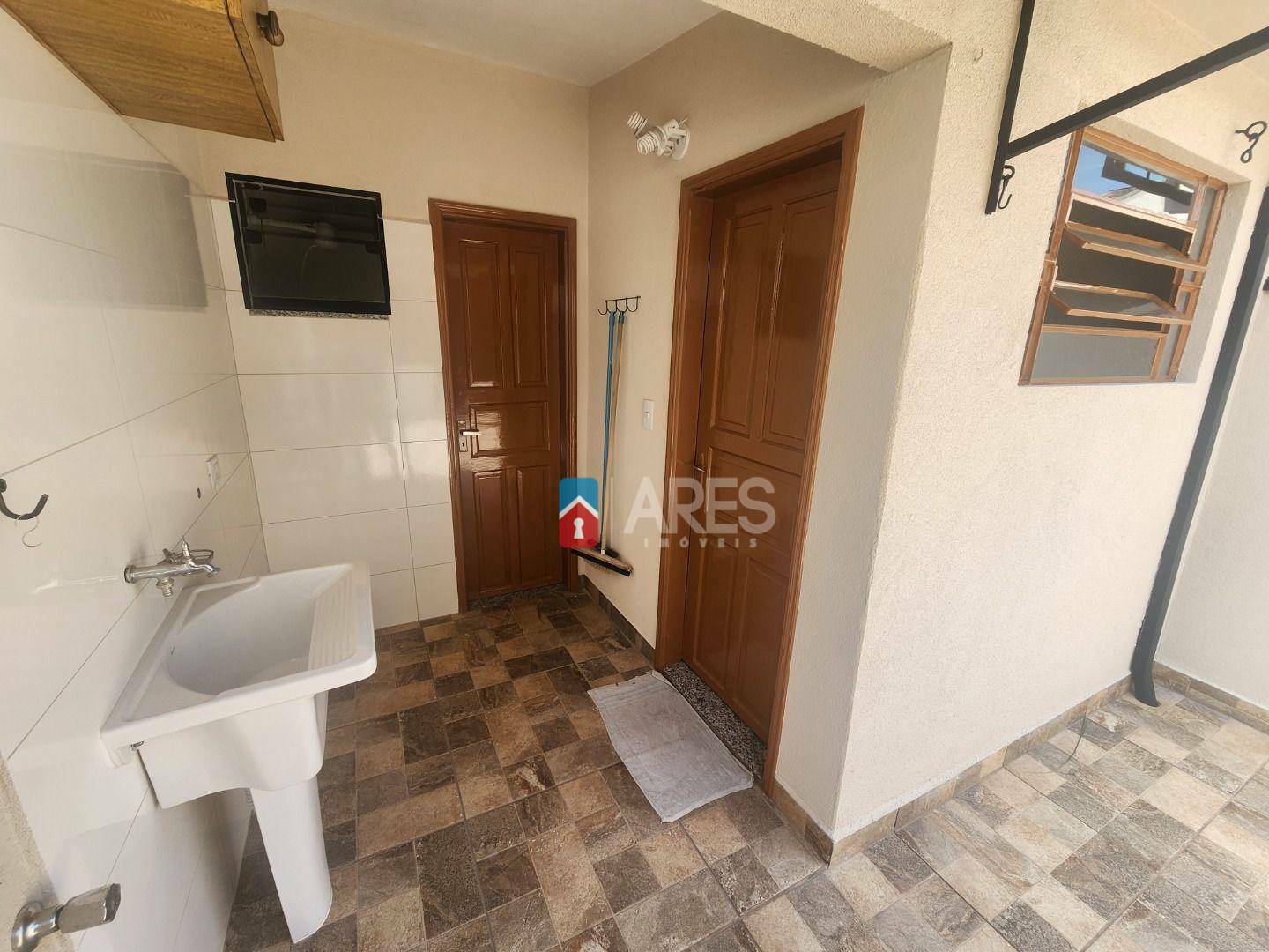 Casa à venda com 2 quartos, 102m² - Foto 10