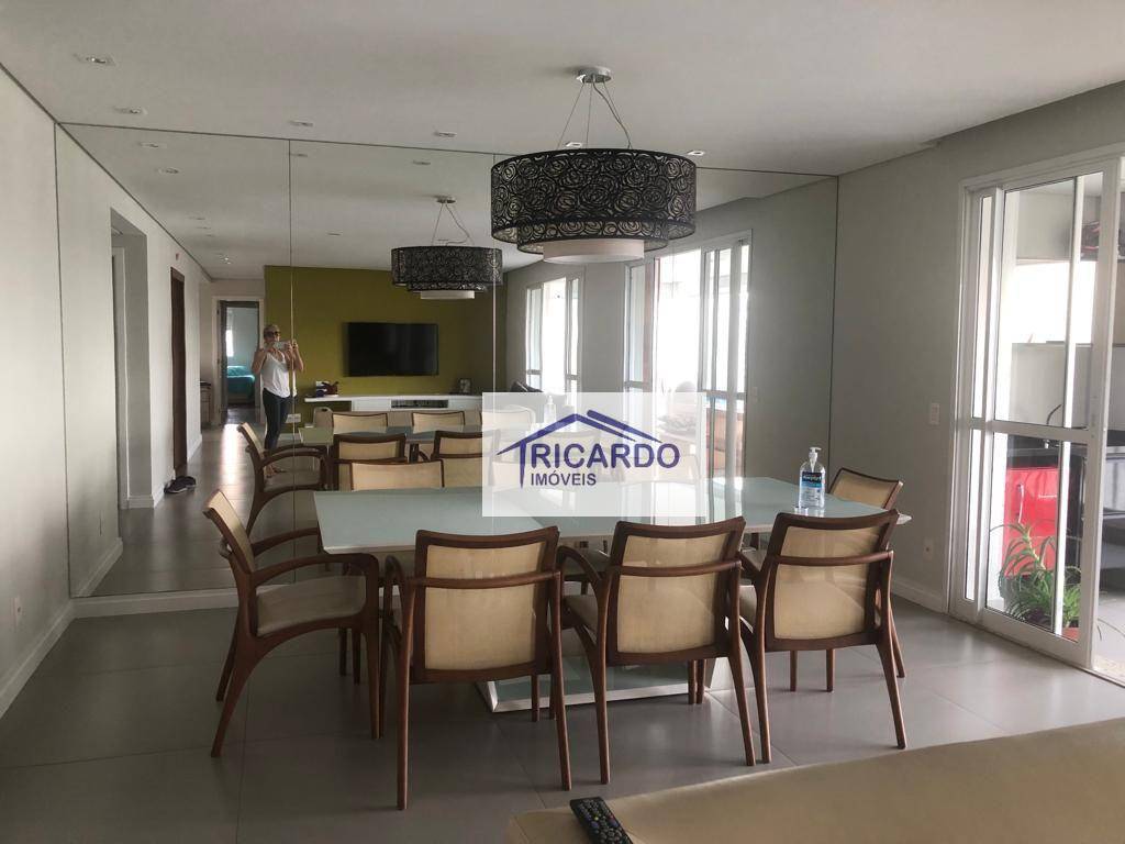 Apartamento à venda com 4 quartos, 223m² - Foto 2