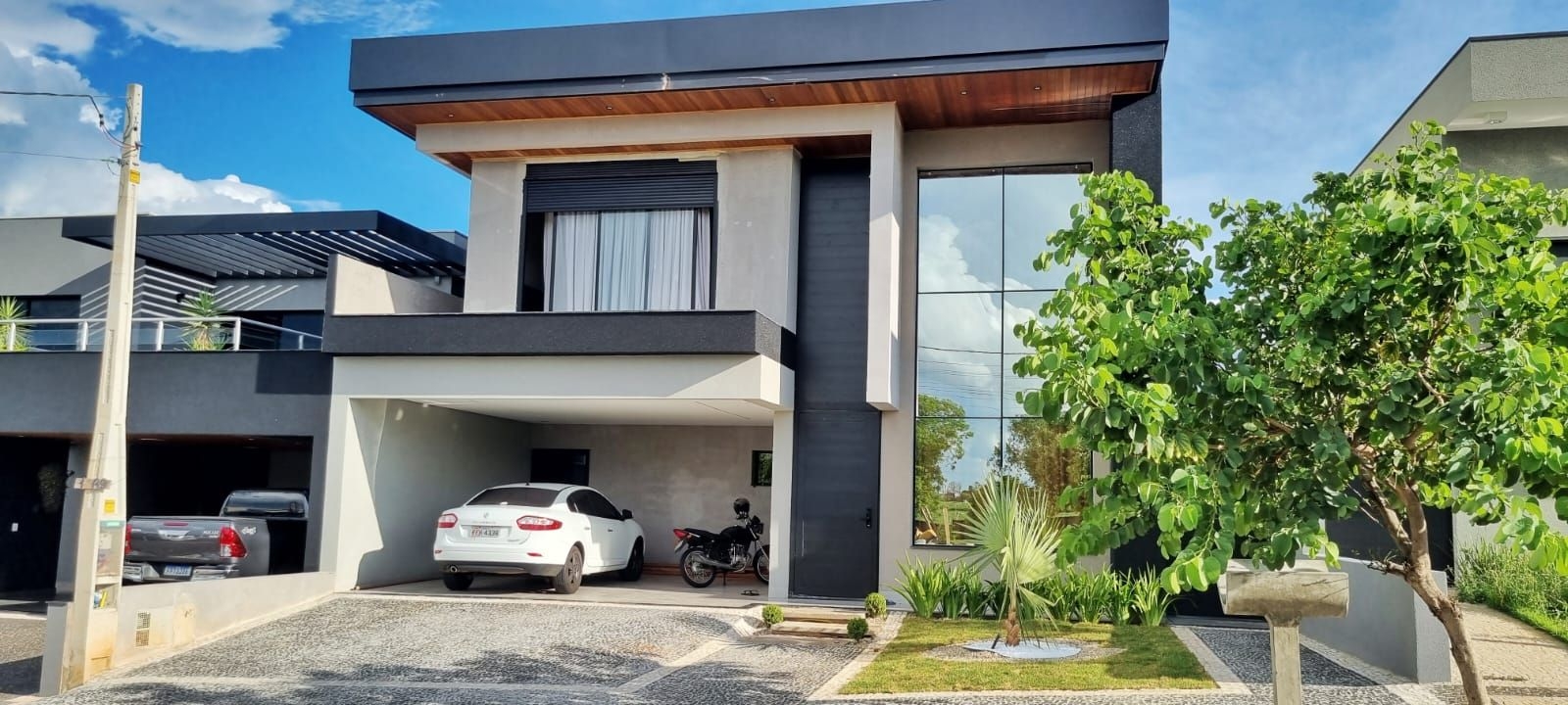 Casa à venda com 3 quartos, 305m² - Foto 8