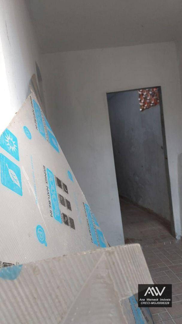 Casa de Condomínio à venda com 5 quartos, 200m² - Foto 18