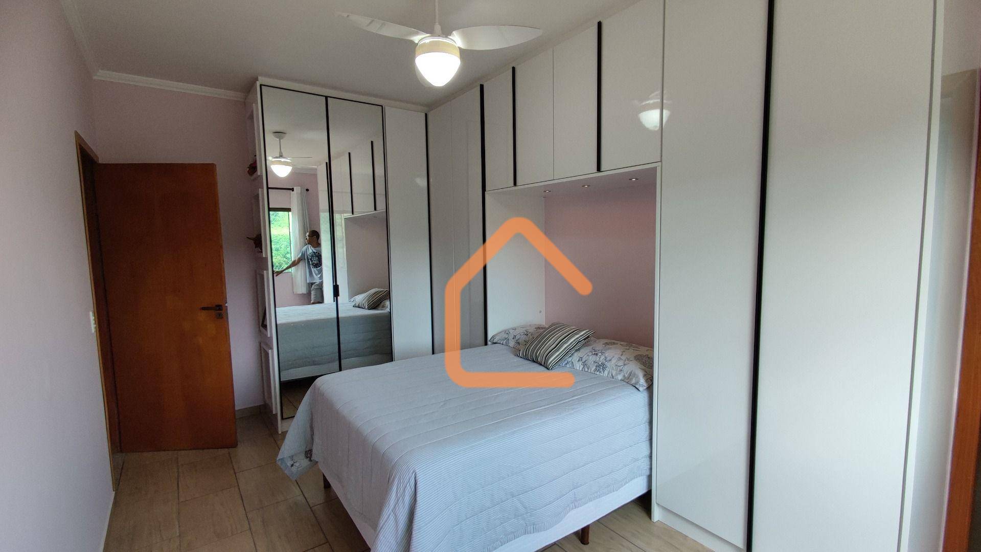 Casa à venda com 3 quartos, 215m² - Foto 23