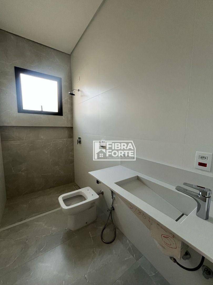 Casa de Condomínio à venda com 5 quartos, 260m² - Foto 24