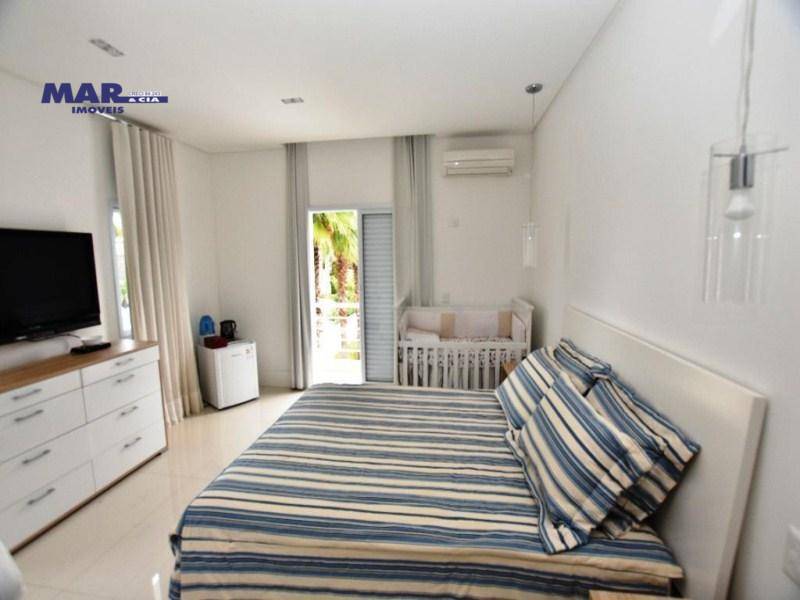 Casa à venda com 6 quartos, 600m² - Foto 27