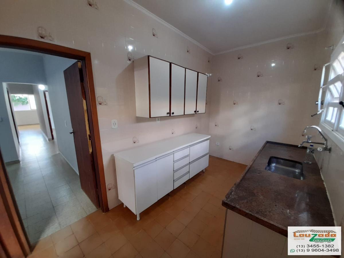 Casa para alugar com 3 quartos, 360m² - Foto 14