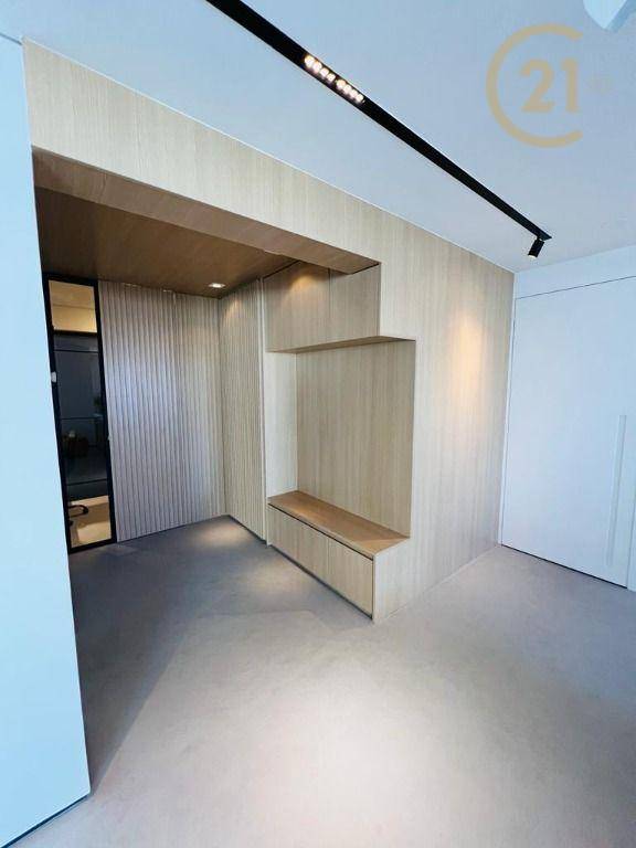 Apartamento à venda com 3 quartos, 241m² - Foto 38