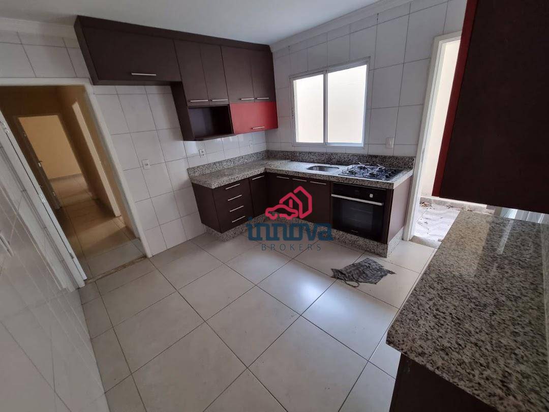 Sobrado à venda com 3 quartos, 200m² - Foto 9