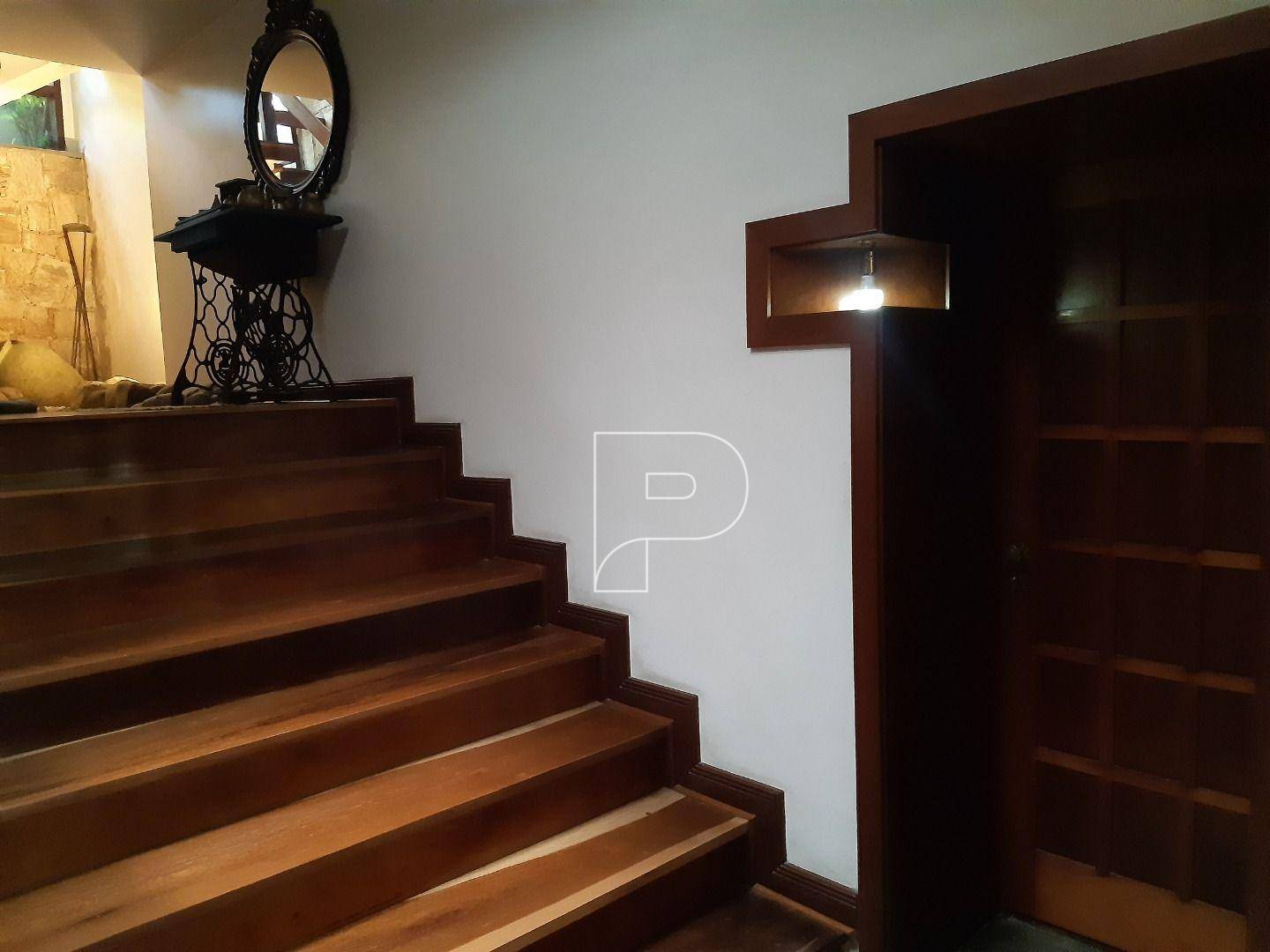 Casa à venda e aluguel com 5 quartos, 600m² - Foto 18