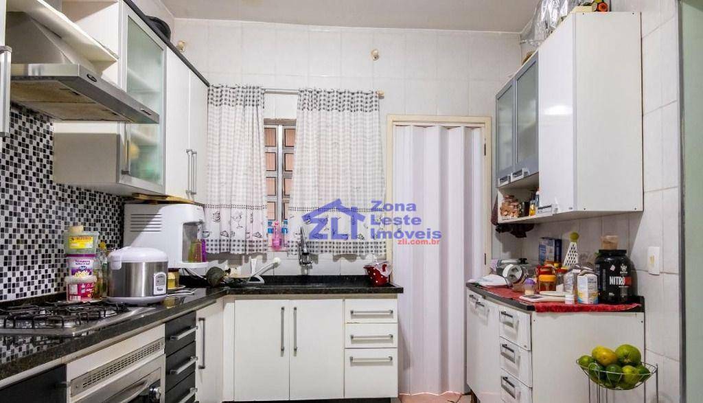 Sobrado à venda com 4 quartos, 240m² - Foto 7