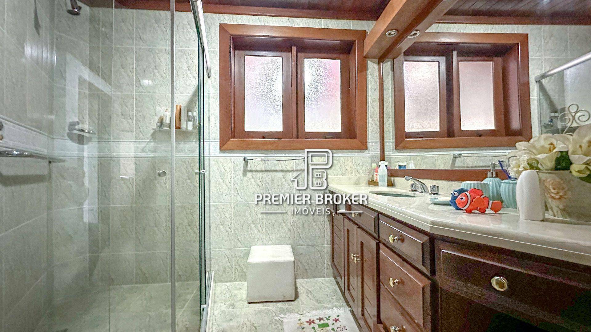 Casa de Condomínio à venda com 6 quartos, 600m² - Foto 35