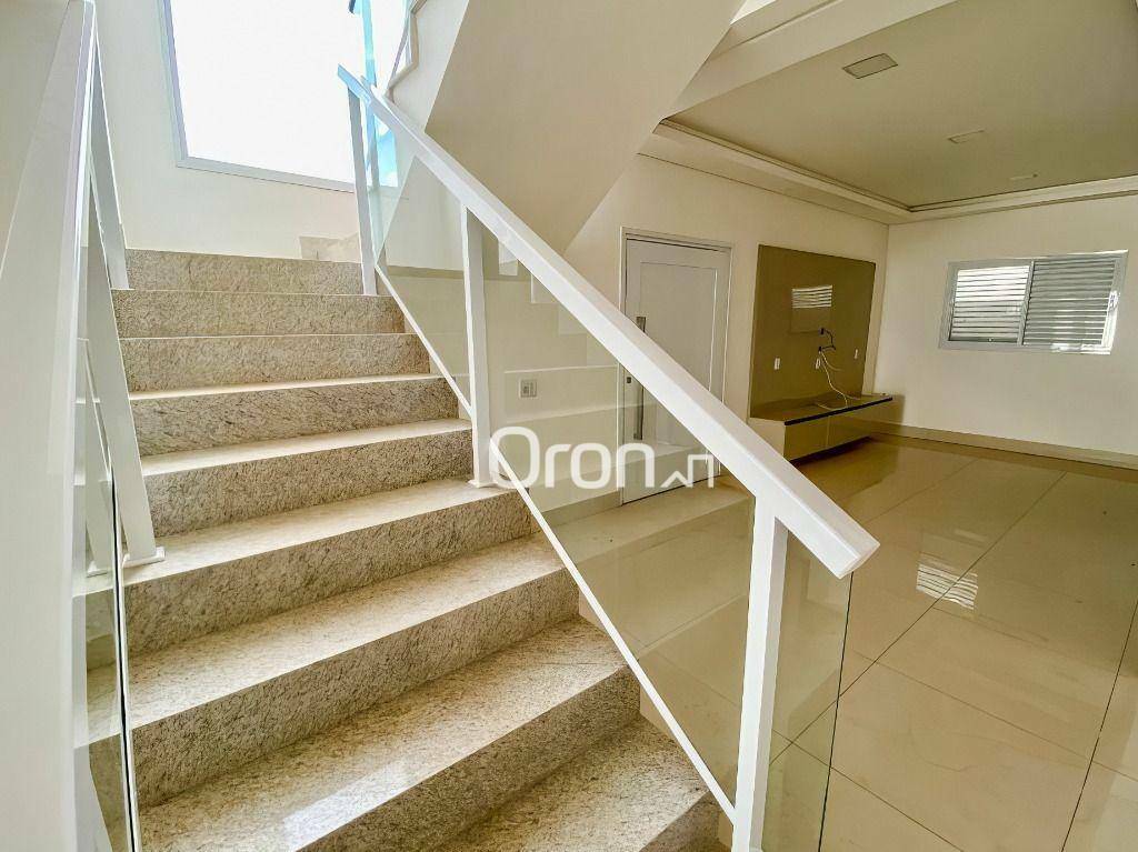 Sobrado, 4 quartos, 223 m² - Foto 4