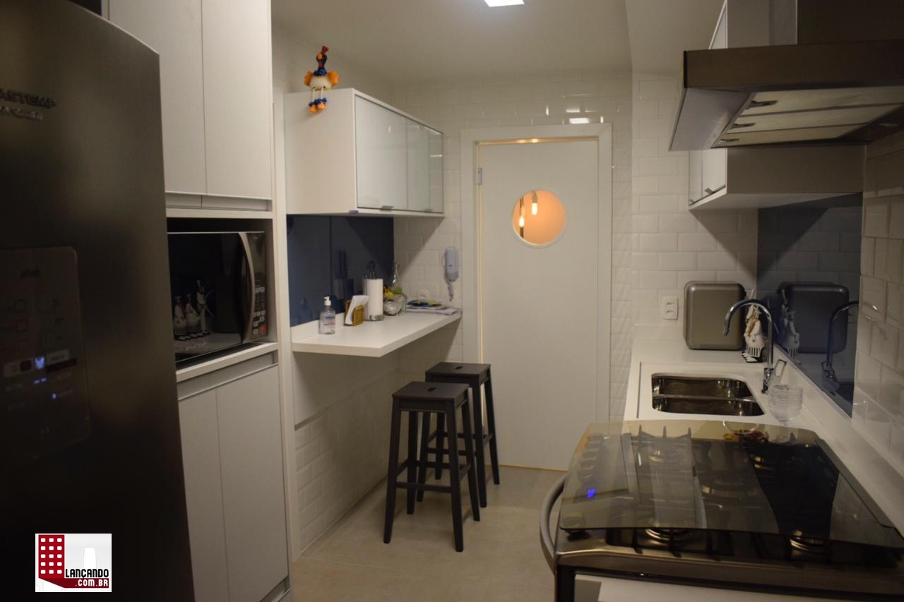 Apartamento à venda com 3 quartos, 165m² - Foto 19