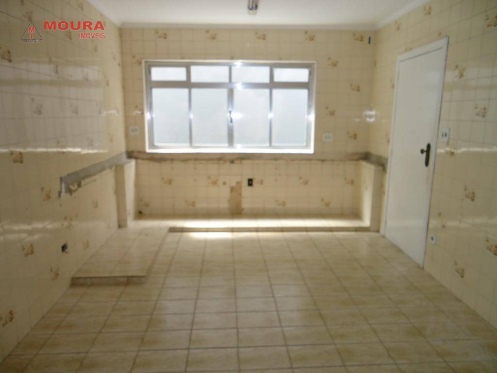 Casa à venda com 4 quartos, 247m² - Foto 14