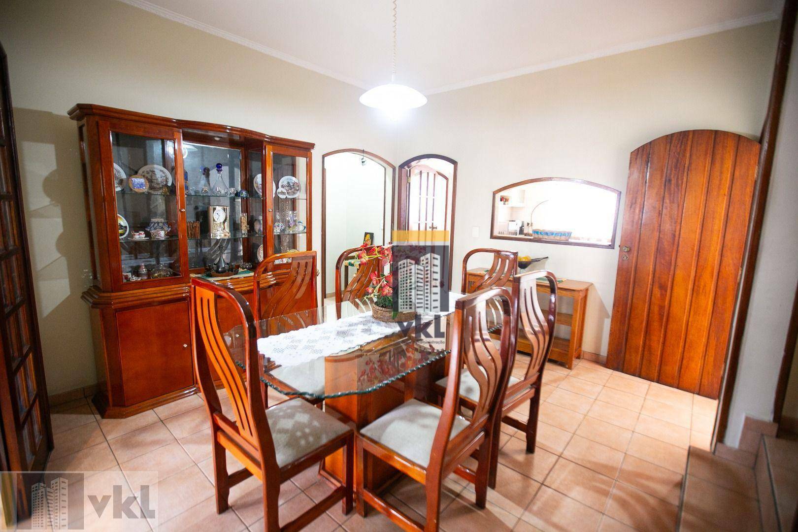 Sobrado à venda com 4 quartos, 372m² - Foto 25