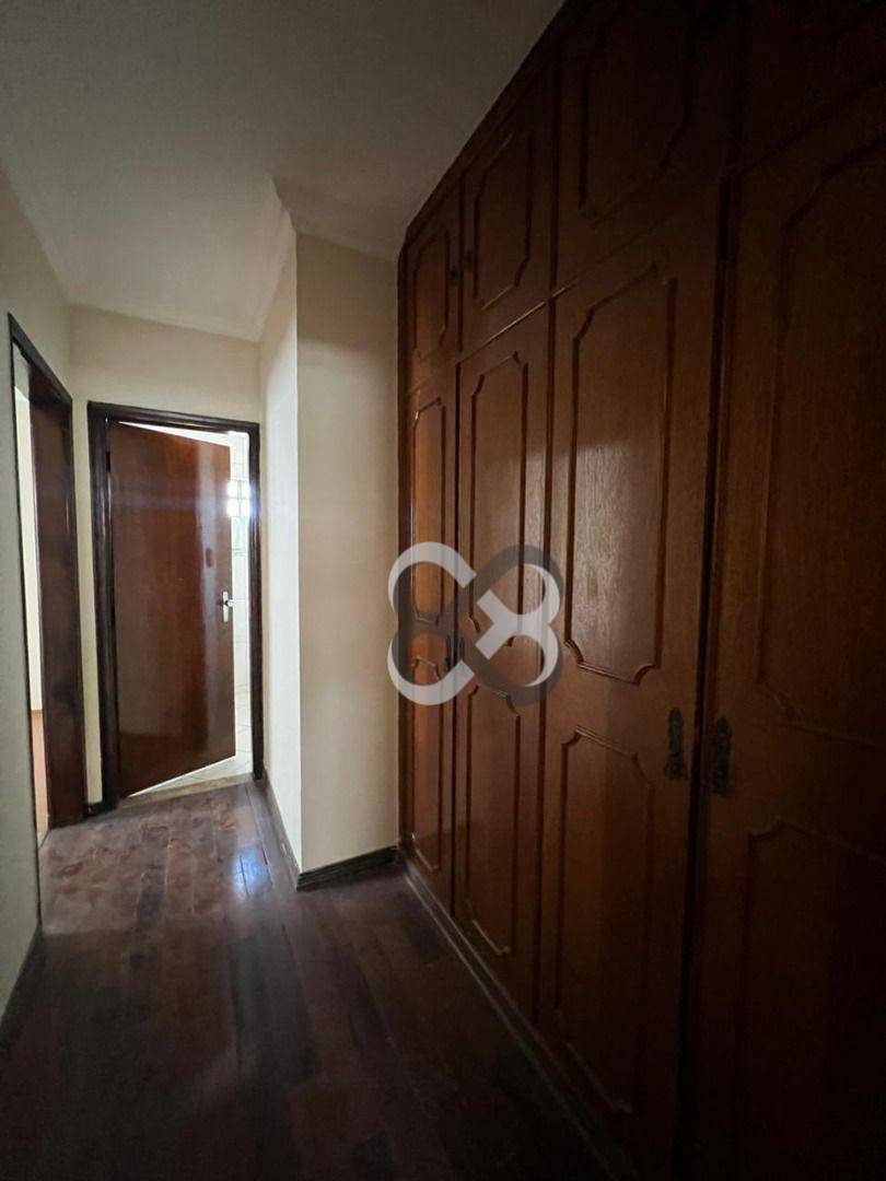 Sobrado à venda com 3 quartos, 220m² - Foto 27