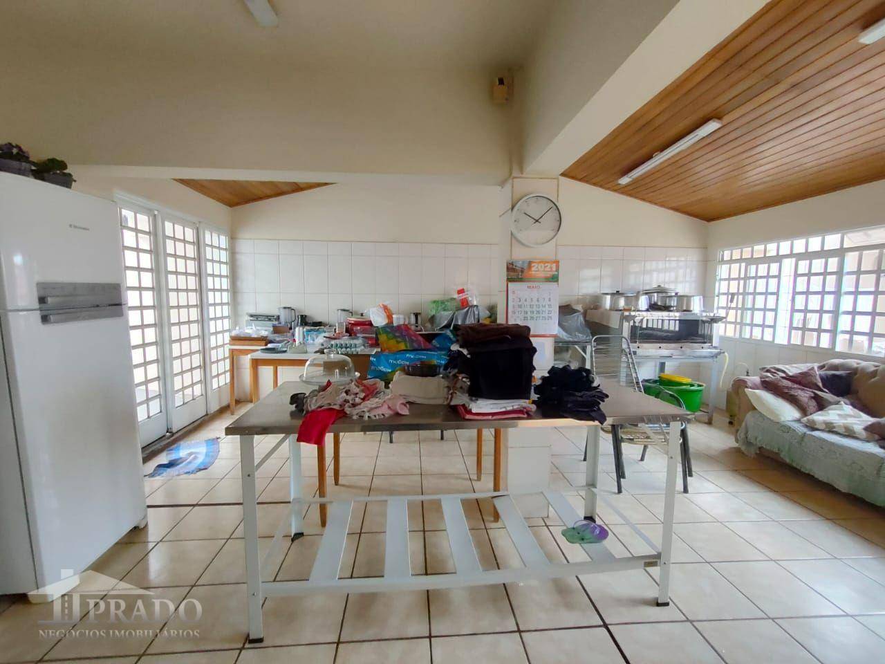 Casa à venda com 3 quartos, 197m² - Foto 18