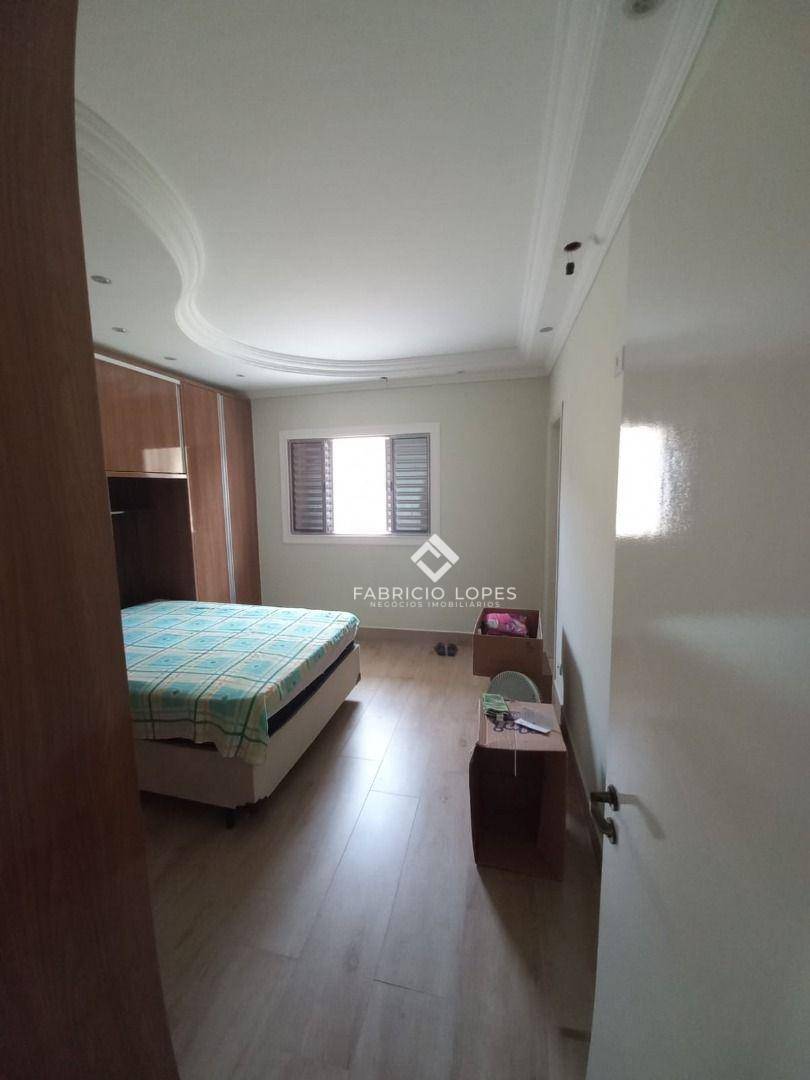 Casa à venda com 3 quartos, 186m² - Foto 15