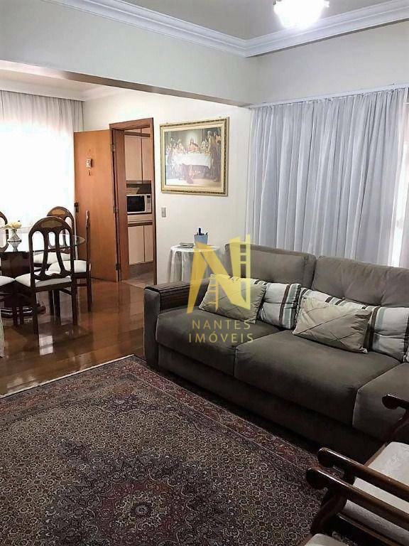 Apartamento à venda com 3 quartos, 226m² - Foto 6