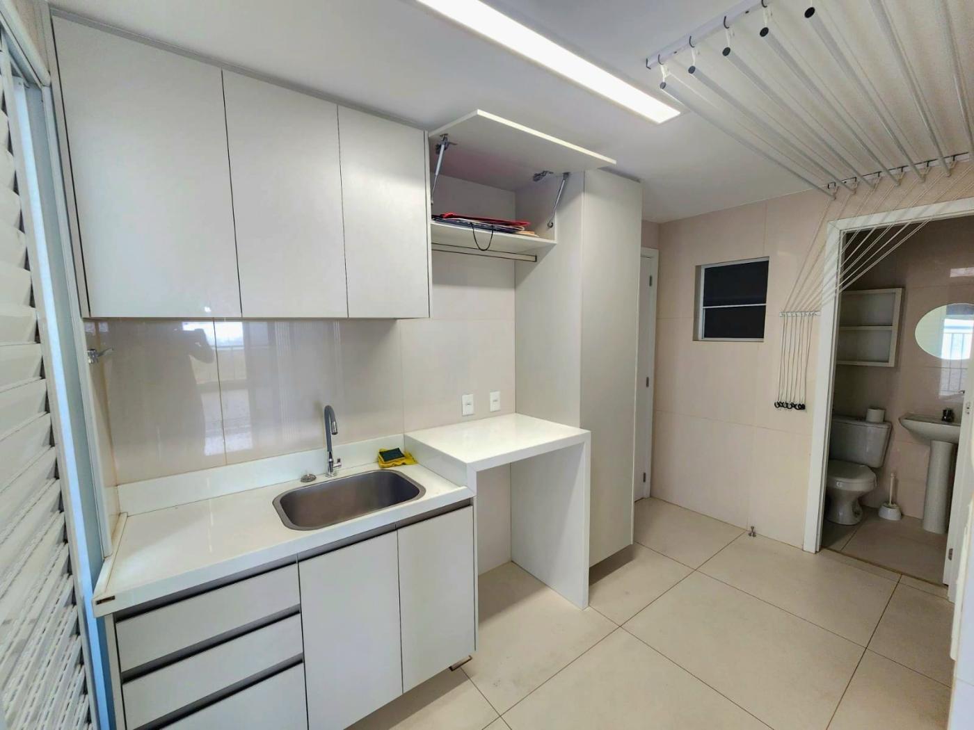 Apartamento à venda com 4 quartos, 235m² - Foto 19