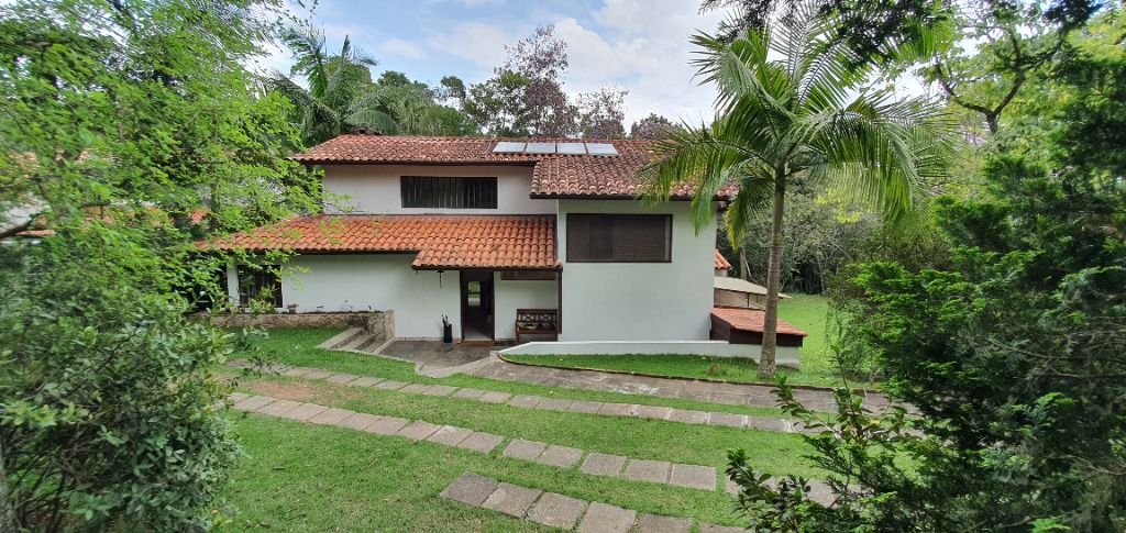 Casa de Condomínio à venda com 5 quartos, 300m² - Foto 2