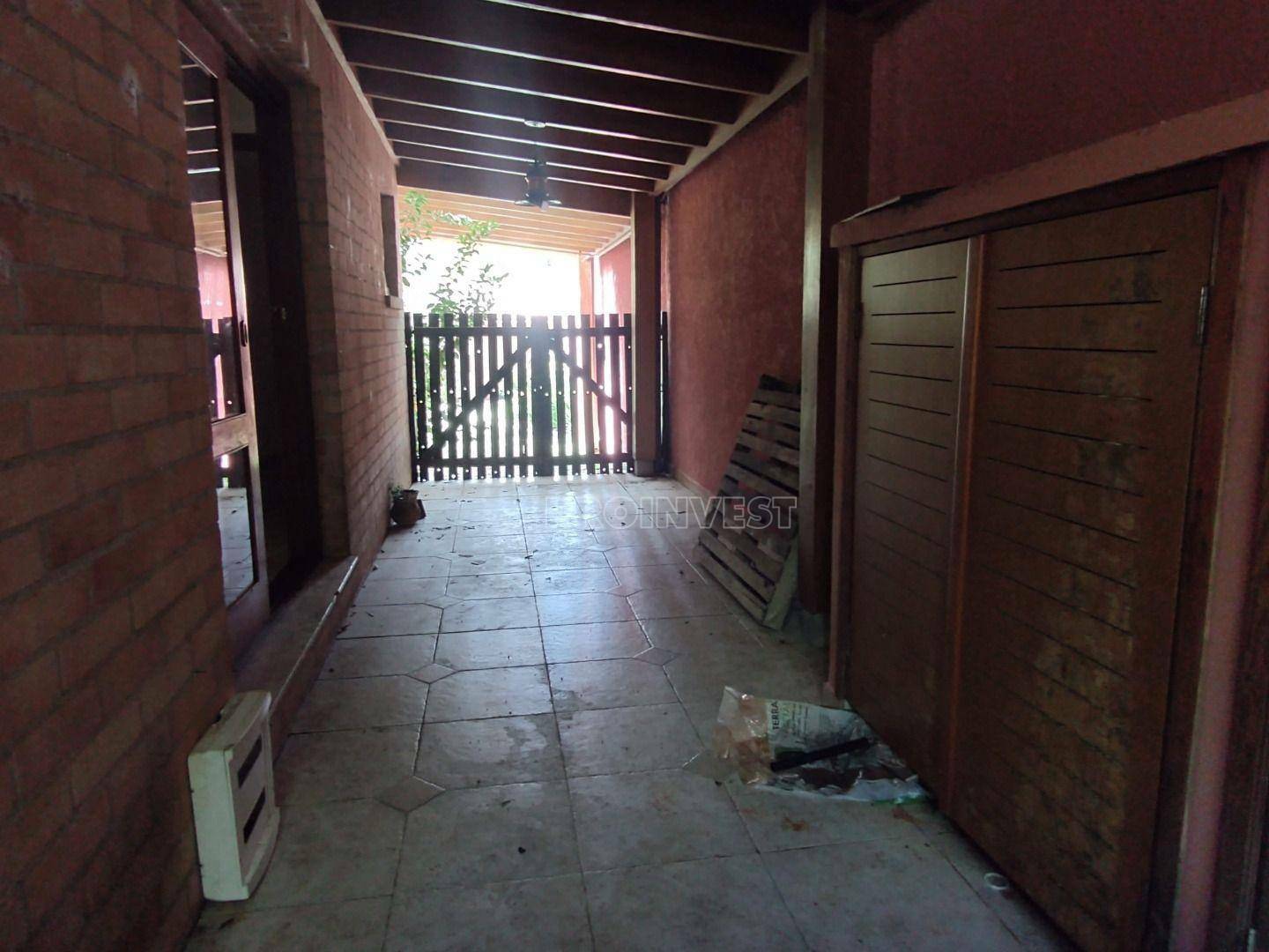 Casa de Condomínio para alugar com 4 quartos, 500m² - Foto 38