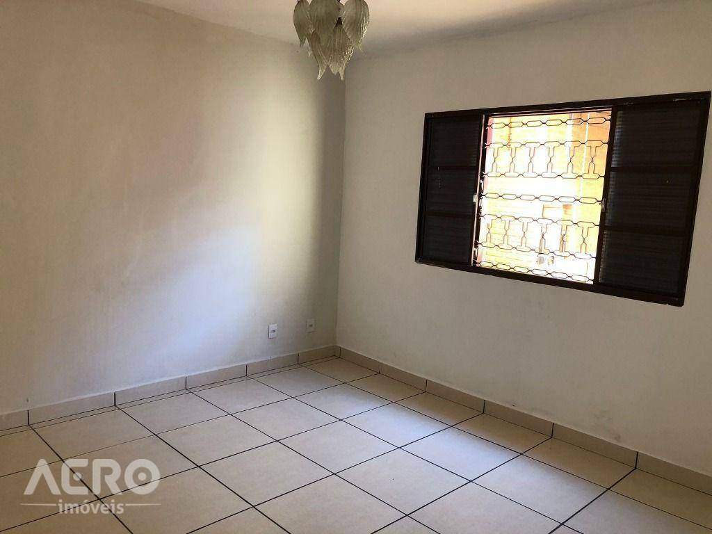 Casa à venda com 2 quartos, 106m² - Foto 8