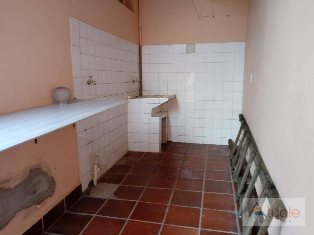 Casa para alugar com 3 quartos, 100m² - Foto 27