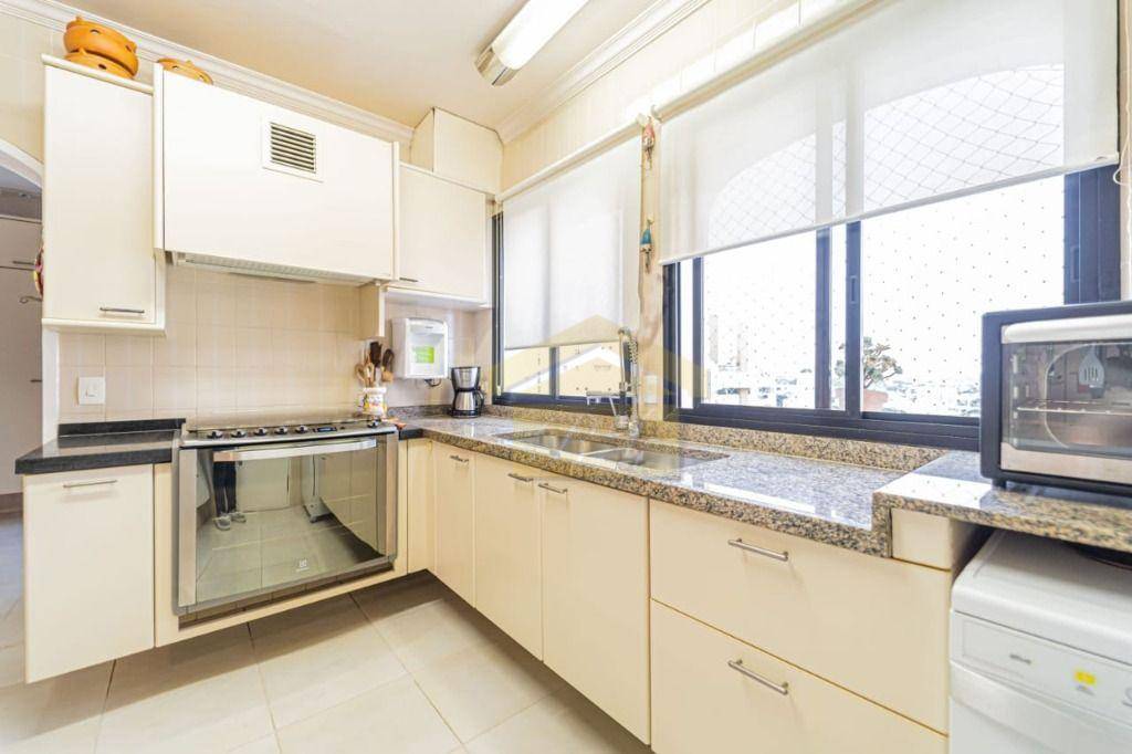 Apartamento à venda com 4 quartos, 280m² - Foto 11