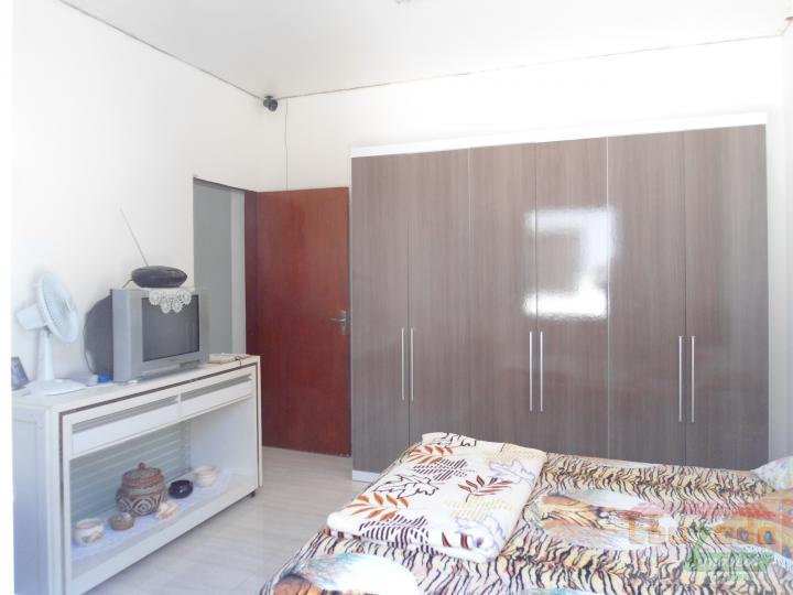 Casa à venda com 3 quartos, 558m² - Foto 21