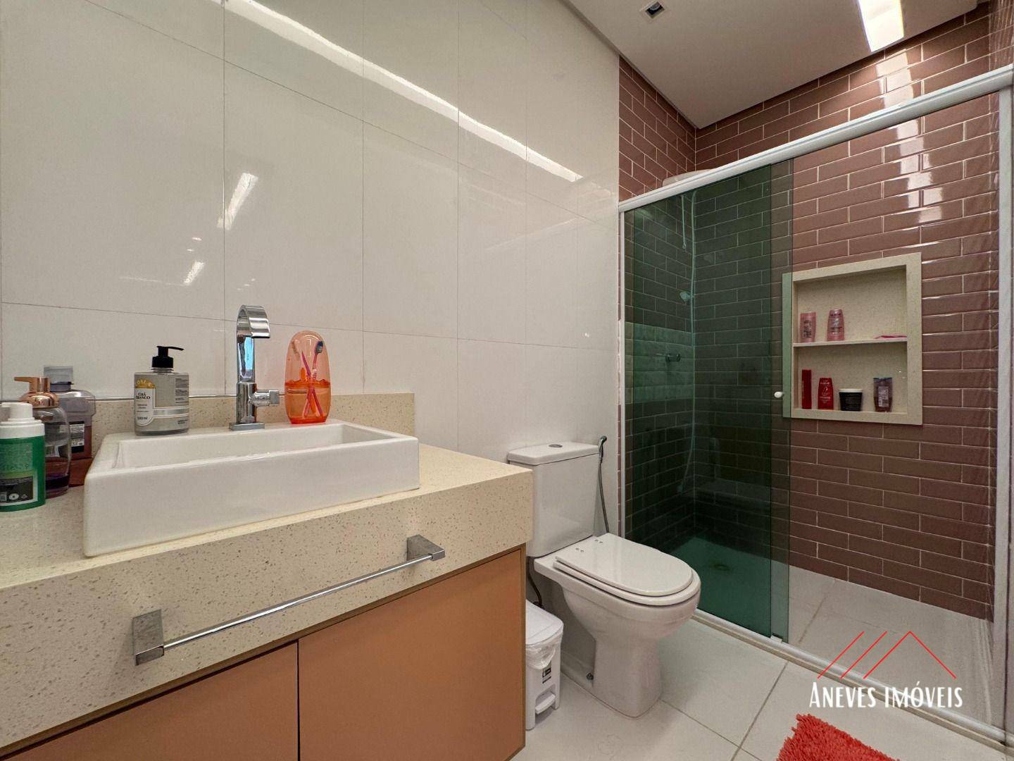 Casa de Condomínio à venda com 6 quartos, 390m² - Foto 15