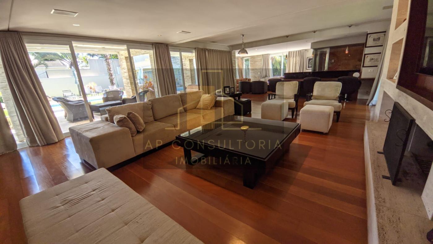 Casa para alugar com 4 quartos, 945m² - Foto 12