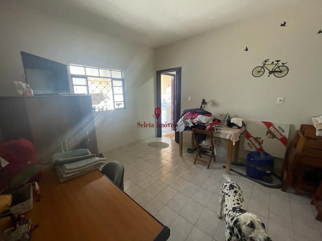 Casa à venda com 2 quartos, 131m² - Foto 12