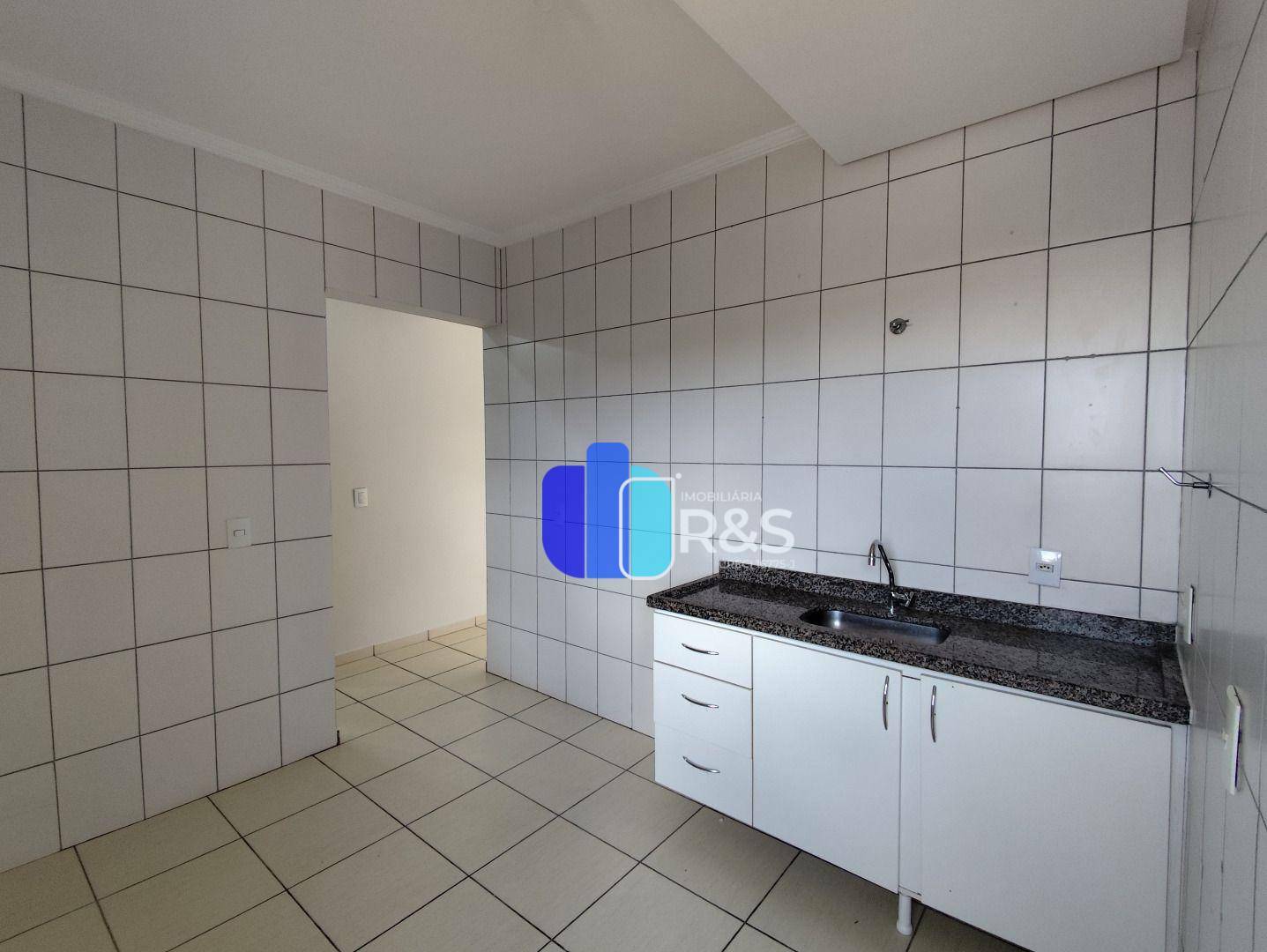 Apartamento para alugar com 3 quartos, 70m² - Foto 6