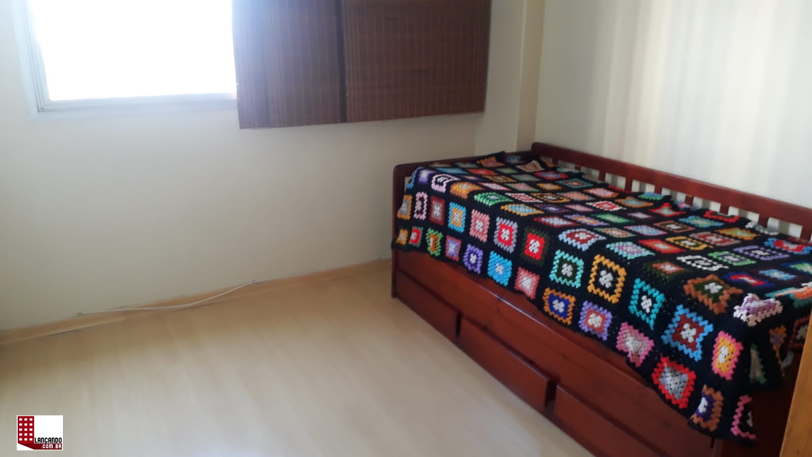 Apartamento à venda com 3 quartos, 90m² - Foto 2